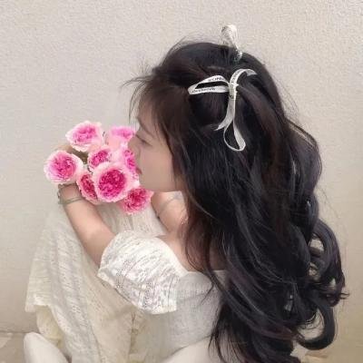 两个辘逐个捉海报